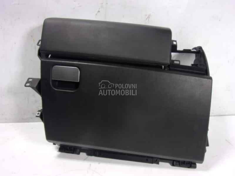Kaseta za rukavice za Land Rover Range Rover Sport od 2005. do 2009. god.