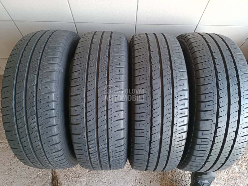 Michelin 215/60 R17 Letnja