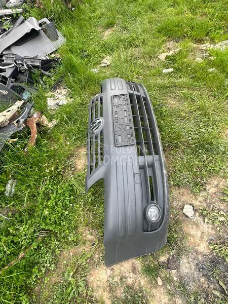 Branik prednji za Volkswagen Caddy od 2004. do 2009. god.