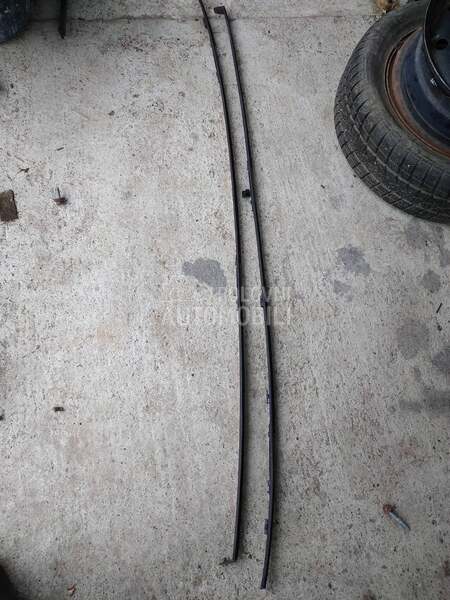 Krovne lajsne za Peugeot 308 od 2007. do 2013. god.