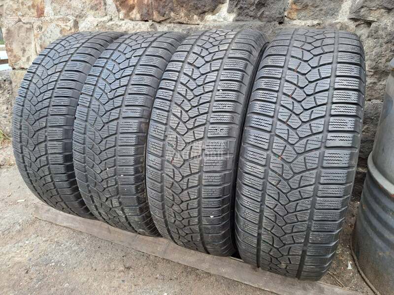 Firestone 215/65 R16 Sve sezone
