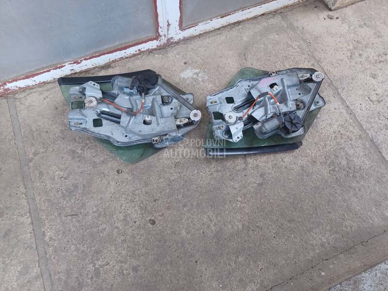 PODIZACI MALIH PROZORA KABRIO za Peugeot 206