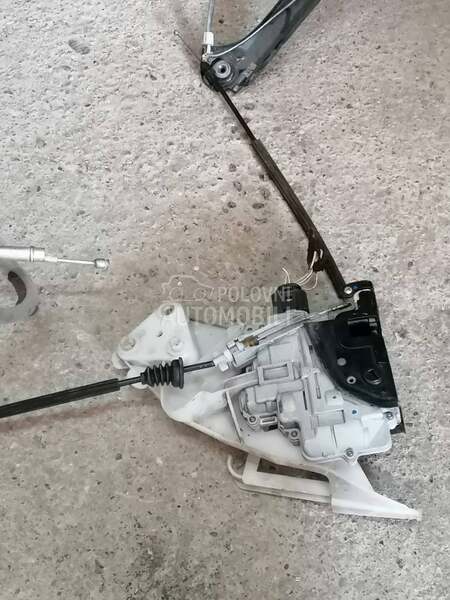 Brava vrata za Volkswagen Passat B6