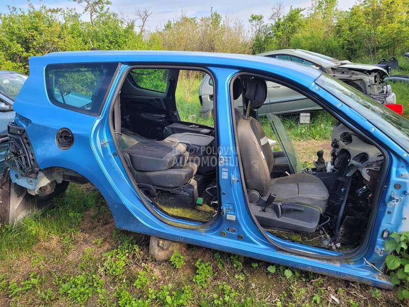 sajtna senik 3 za Renault Grand Scenic od 2009. do 2016. god.