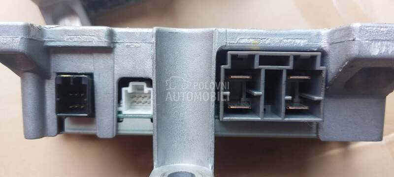 Kompjuter servo volana za Smart ForFour