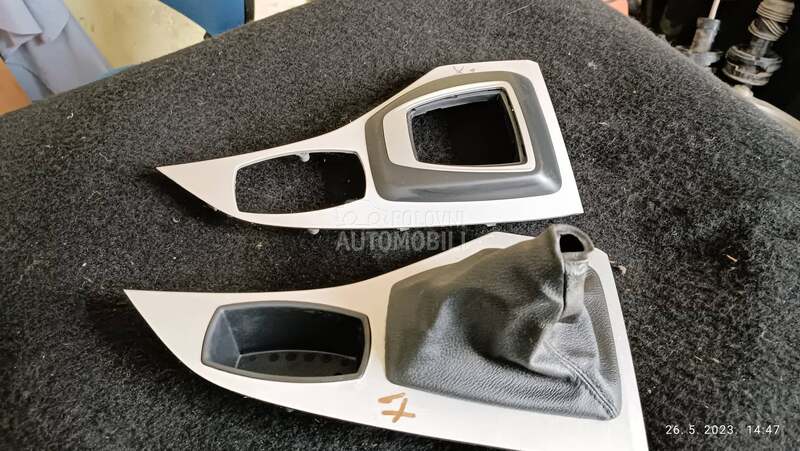 lajsna oko menjaca e84 za BMW X1