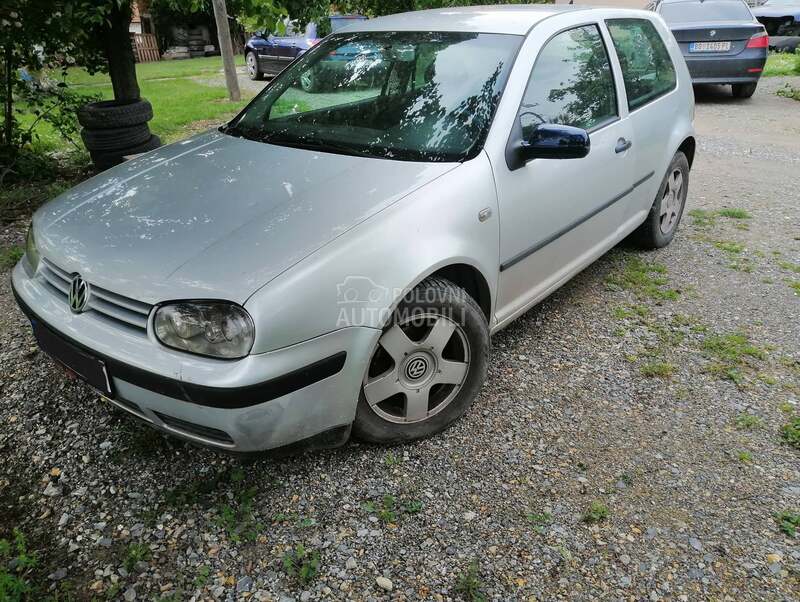 Volkswagen Golf 4 1.9Tdi 2002. god. -  kompletan auto u delovima