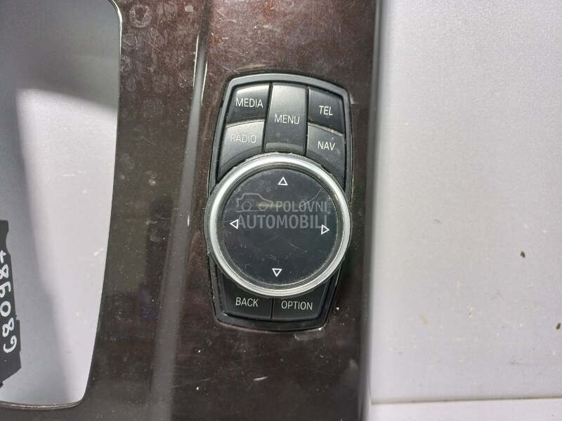 PREKIDACI MULTIMEDIJE za BMW X4