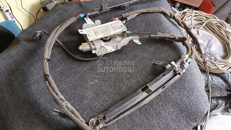 podizac roletne f11 za BMW Serija 5