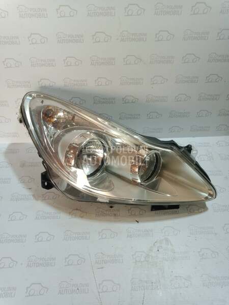 Desni Far za Opel Corsa D