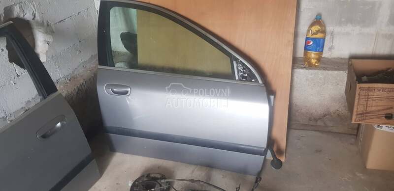 prednja desna vrata za Peugeot 607 od 2002. do 2008. god.