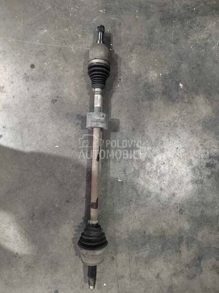 Desna poluosovina 0.9 Twinair za Fiat 500 od 2013. do 2018. god.