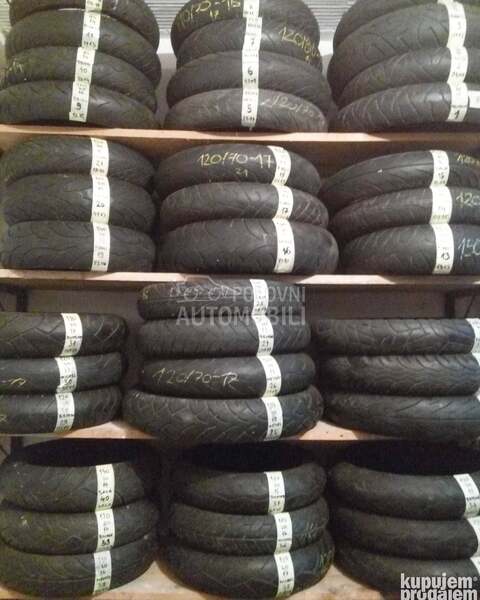 Bridgestone 120/70 R17 Sve sezone
