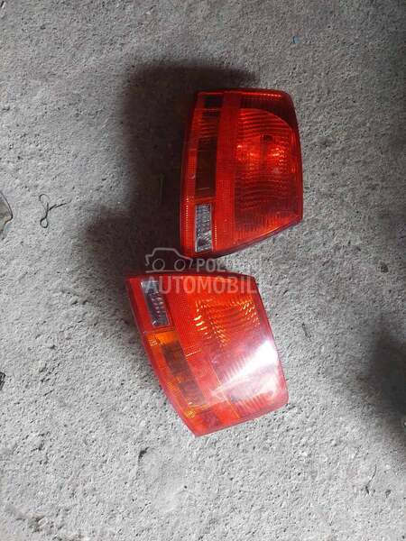 Stop svetlo za Audi A4