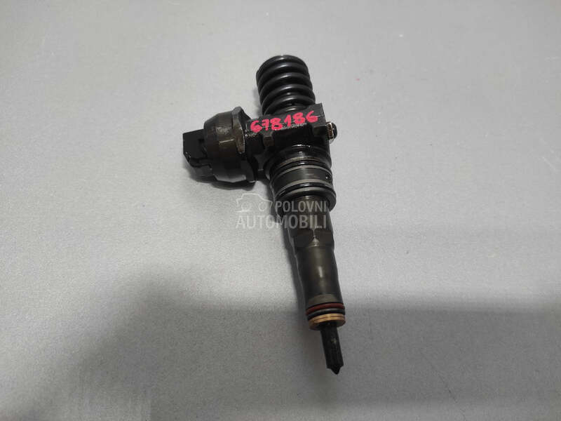 DIZNA za Volkswagen Golf 5 - 038130073AG