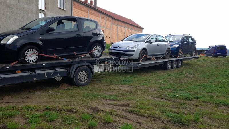 prednji branik crni za Citroen C2