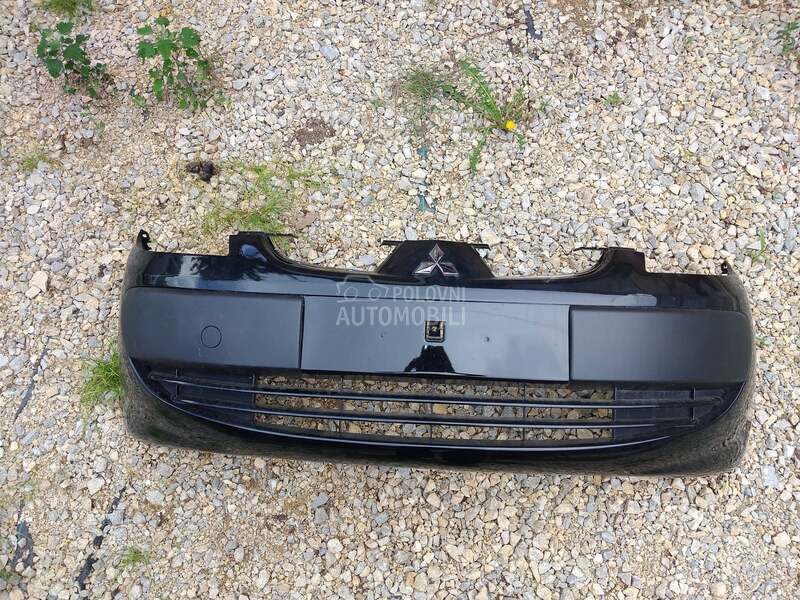 Branik za Mitsubishi Colt od 2004. do 2009. god.