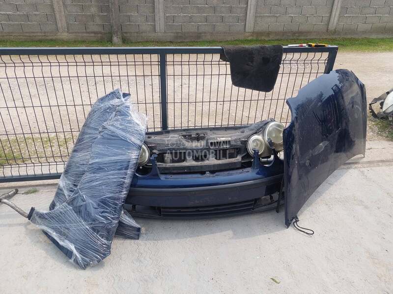 Prednji branik krila hauba za Volkswagen Polo od 2000. do 2005. god.