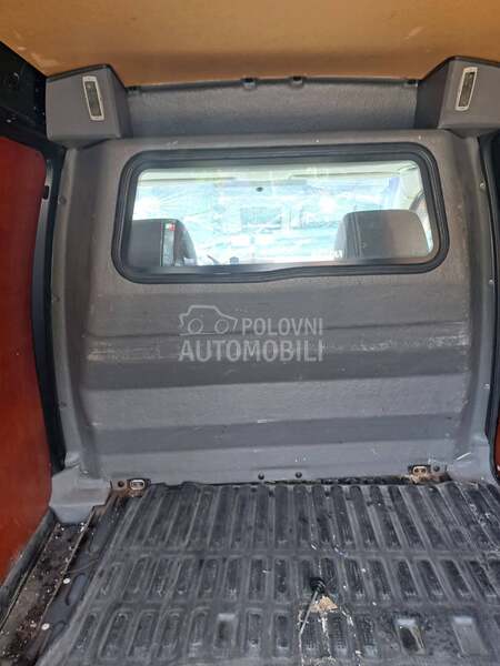 Volkswagen Caddy 2006. god. -  kompletan auto u delovima