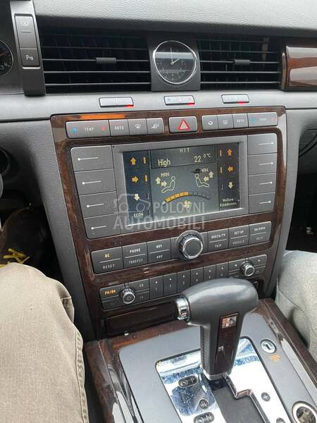 Phaeton fabricka multimedija za Volkswagen Phaeton