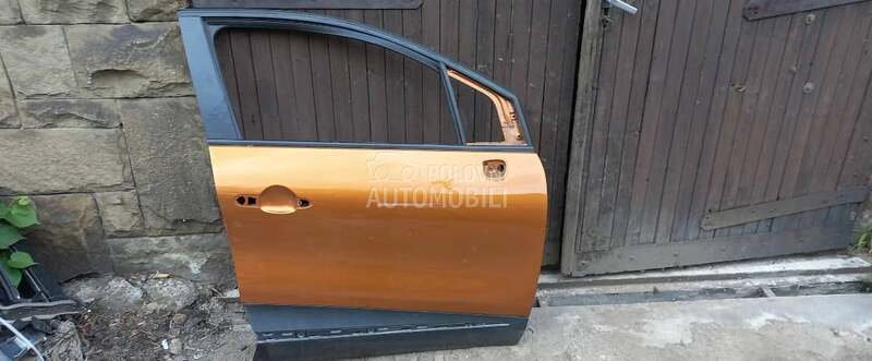 vrata prednja desna capture za Renault Captur od 2013. do 2020. god.