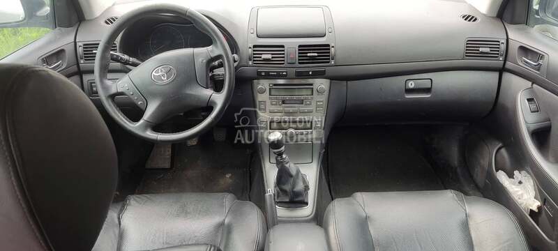 Komande na volanu za Toyota Avensis od 2003. do 2008. god.