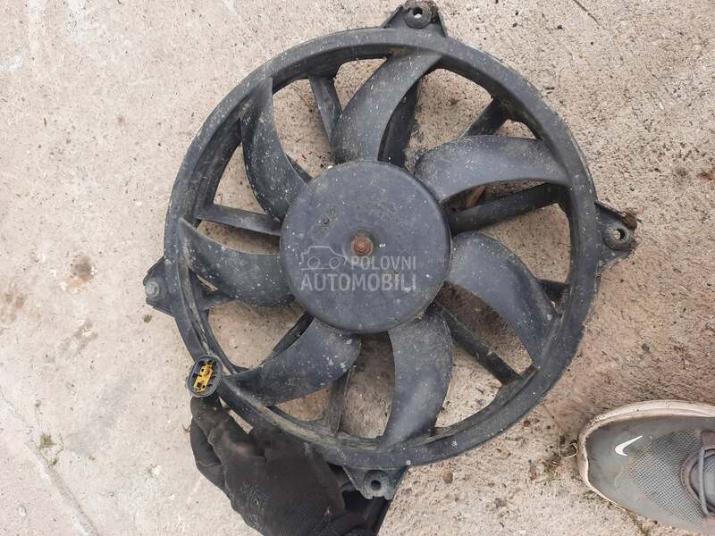 Ventilator hladnjaka za Citroen C4, C4 Grand Picasso, C4 Picasso ...