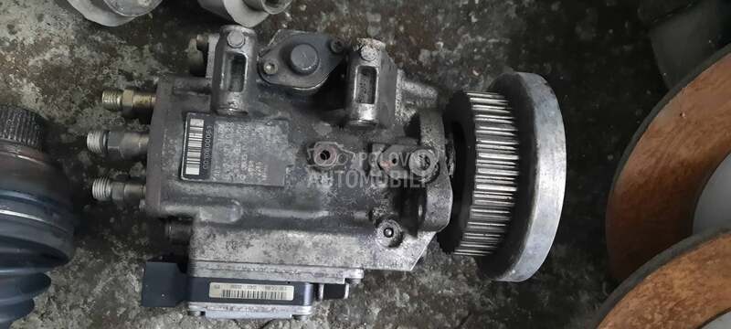 Bosch pumpa 2.5 106l za Audi A4 od 2001. do 2005. god.