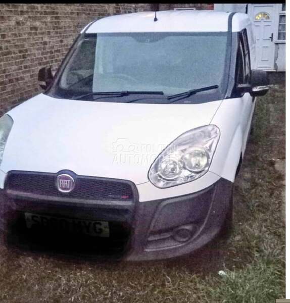 Fiat Doblo 2010. god. -  kompletan auto u delovima