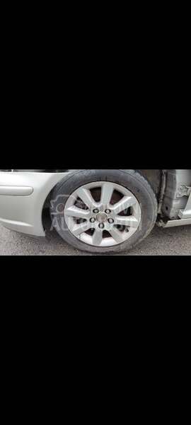 Delovi felne 16 5x100 za Toyota Avensis od 1980. do 2022. god.