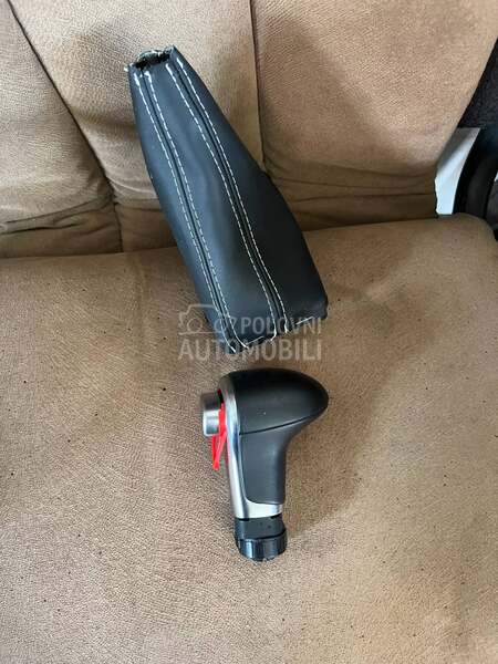 Rucica menjaca za automatika za Audi Q5 od 2008. do 2016. god.