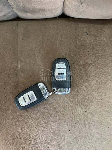Fabricki kljuc  za paljenje za Audi A4, A5, Q5 ... od 2008. do 2012. god.