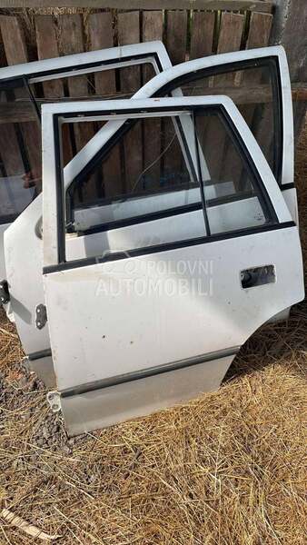 Vrata za Suzuki Swift od 1992. do 2003. god.
