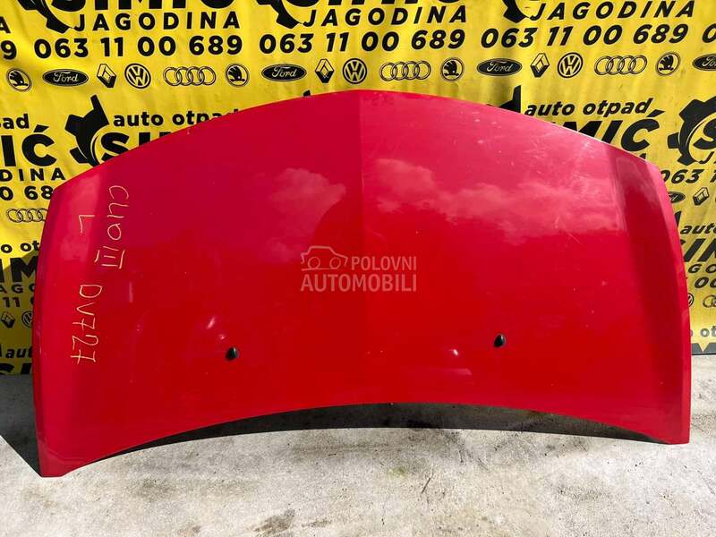 Hauba crvena DV727 za Renault Clio od 2005. do 2010. god.