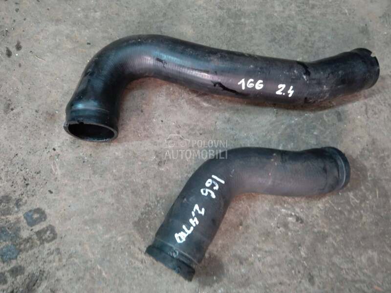 Crevo interkule za Alfa Romeo 166