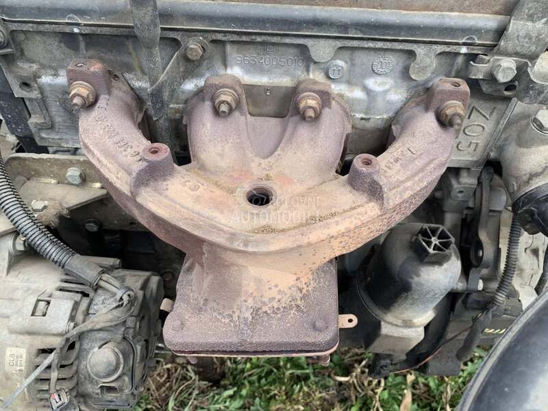 izduvna grana 1.4 za Citroen C3