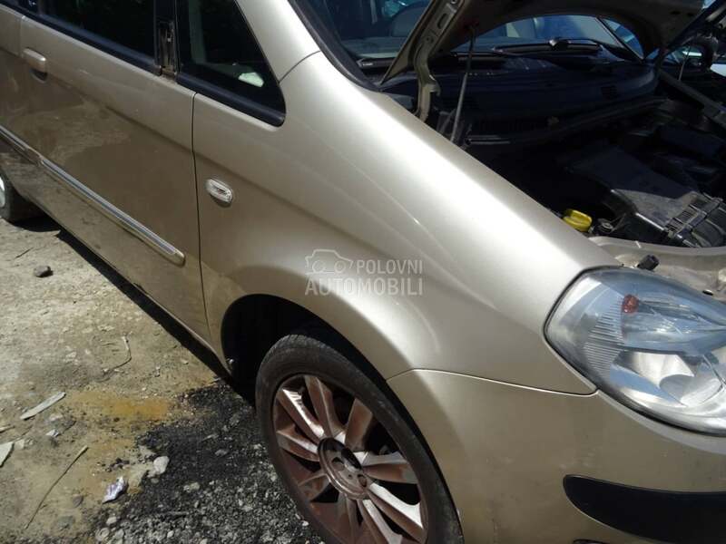 Krilo za Lancia Musa