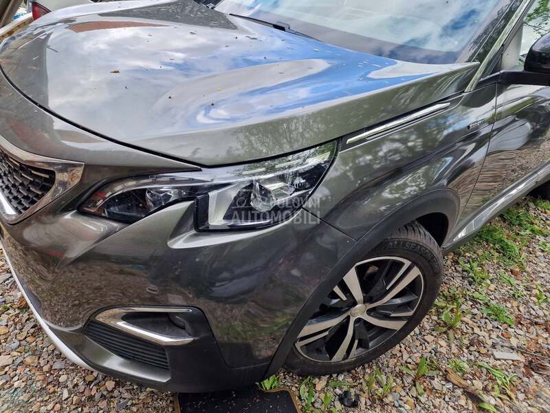 Peugeot 5008 2020. god. -  kompletan auto u delovima