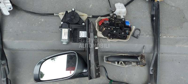 MOTORIC PODIZACA STAKLA za Volkswagen Touran za 2006. god.