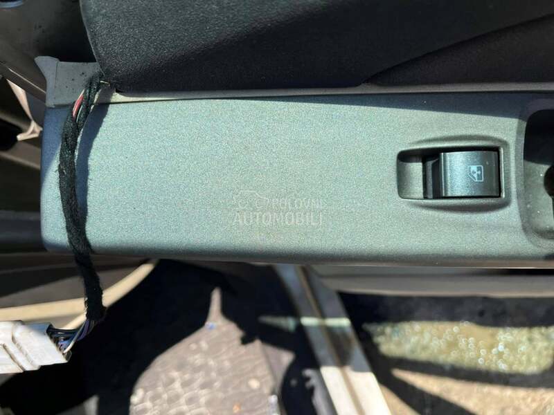 Taster desnih vrata za Lancia Musa