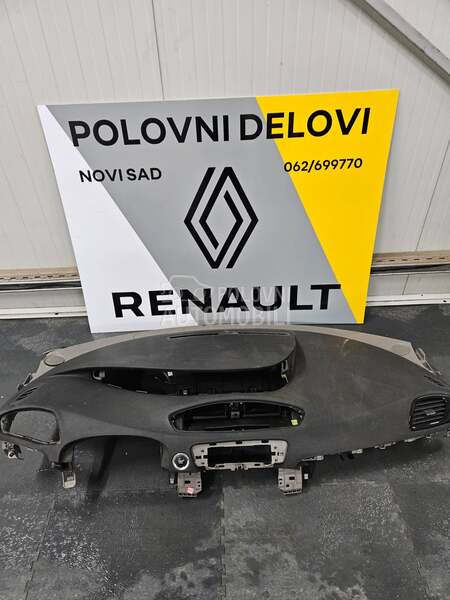 Armatur tabla Reno Senic 3 za Renault Grand Scenic, Scenic od 2009. do 2016. god.