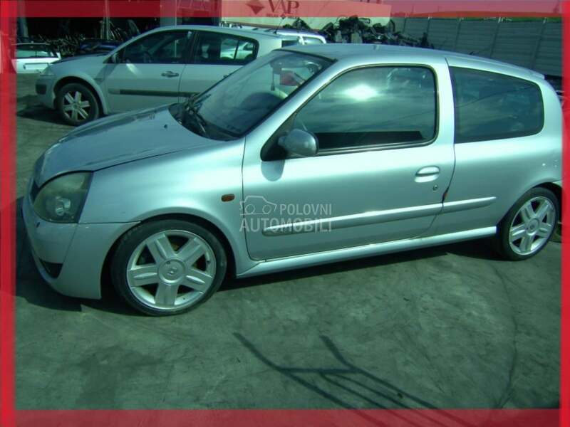 Hauba Reno Clio 2 za Renault Clio od 2001. do 2010. god.