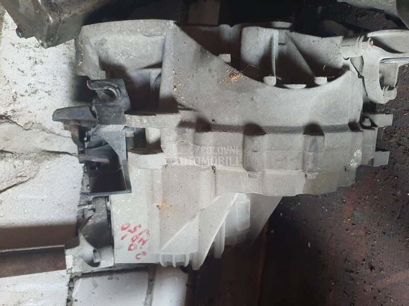 Menhač manuelni 6b za Volvo S40, V50 od 2004. do 2011. god.