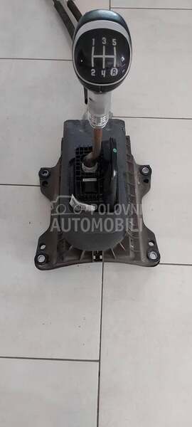 Rucica menjaca 1.3. za Fiat 500L