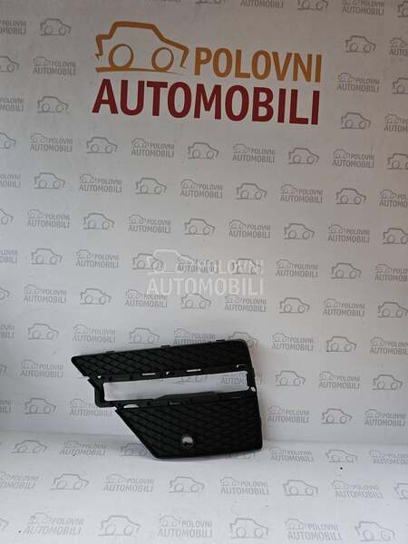 Rešetka u braniku Ml 166 za Mercedes Benz ML 230, ML 250, ML 270 ... od 2011. do 2015. god.
