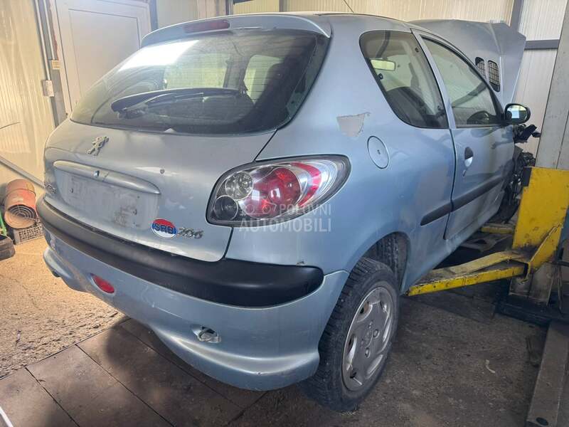 Peugeot 206 1.4 b -  kompletan auto u delovima