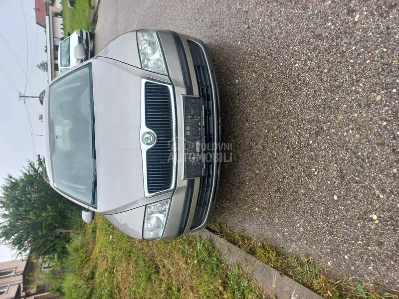 Škoda Octavia -  kompletan auto u delovima