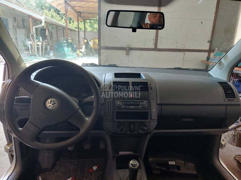 Instrument tabla za Volkswagen Polo od 2004. do 2009. god.