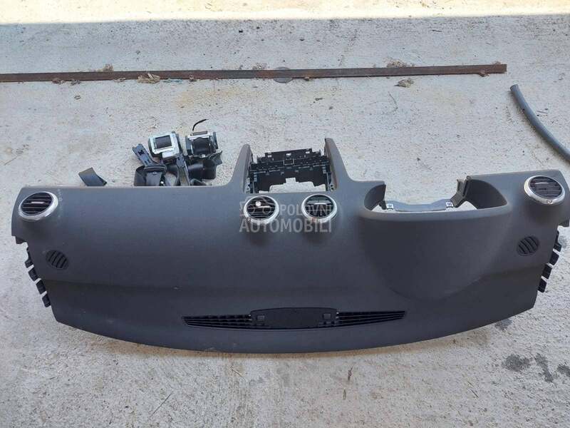 Instrument tabla za Audi A3 od 2008. do 2012. god.
