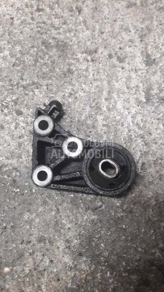 Zadnji drzac motora 1.7cdti za Opel Meriva od 2003. do 2009. god.